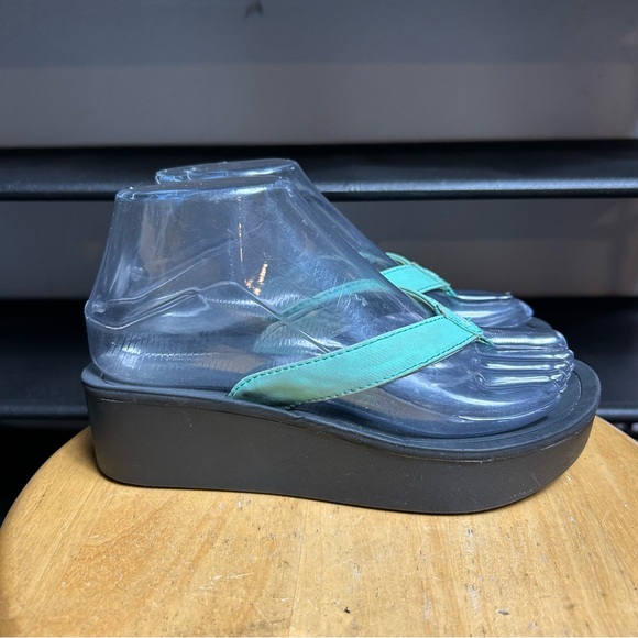 Olukai kulapa kai Stylish Black and Teal Platform Sandals - Picture 1 of 7